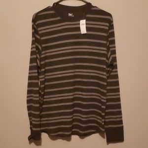 NWT Gap medium thermal shirt